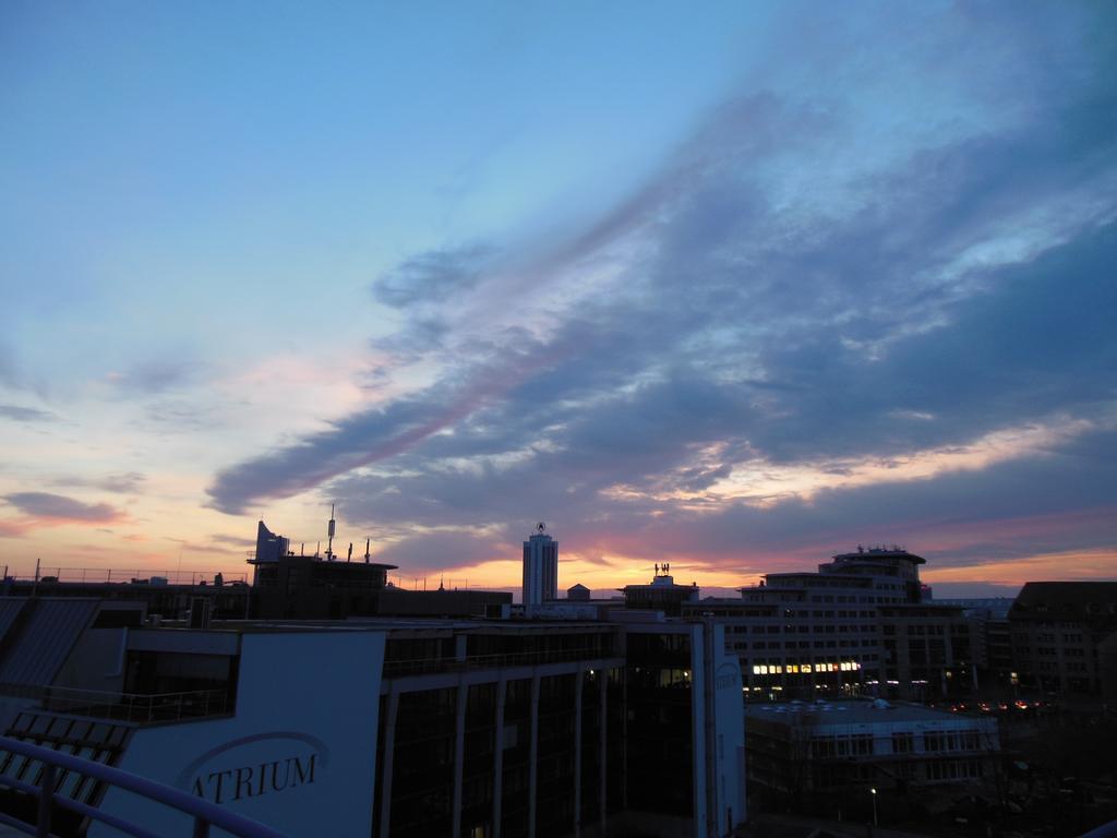 Lut10Her Sky-Fly Hotel Leipzig Quarto foto